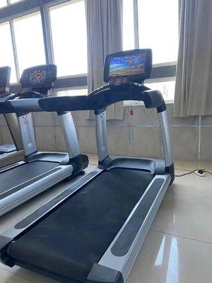 Medio caricatore attrezzature per palestre commerciali tapis roulant a schermo tattile per allenamento cardio