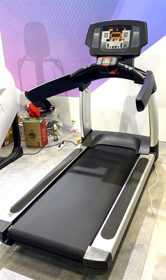 Prova la comodità del tapis roulant a carico medio per correre e allenamento cardiovascolare