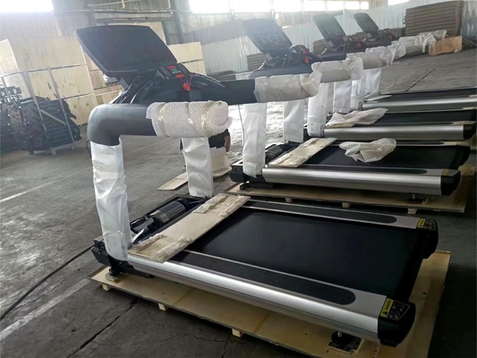Treadmill elettrico pieghevole unisex per allenamento cardio e bodybuilding in palestra commerciale