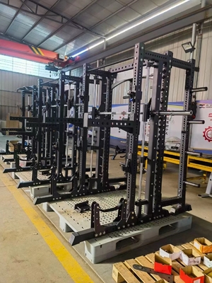 Macchine per palestra in acciaio personalizzate per interni multifunzionali Smith Machine con stack di pesi