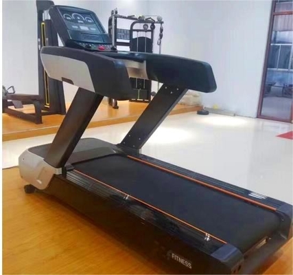 Treadmill per allenamenti cardiovascolari interni con cintura da corsa 580*3460mm e materiale metallico