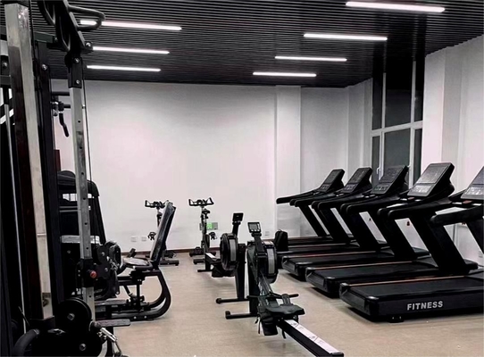 Treadmill per allenamenti cardiovascolari interni con cintura da corsa 580*3460mm e materiale metallico