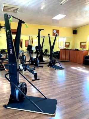 Macchina di allenamento cardiovascolare per simulazioni di sci indoor