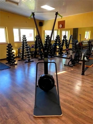 Macchina di allenamento cardiovascolare per simulazioni di sci indoor