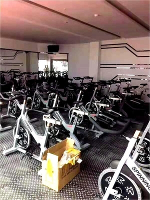 1250*520*1350mm Bici di spinning con altezza regolabile