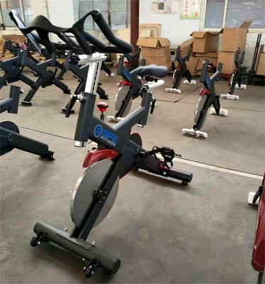 Attrezzature per palestre commerciali Bici di allenamento per allenamento cardiovascolare interno