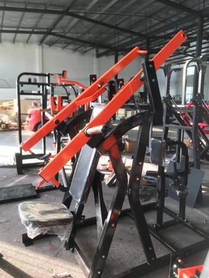 Aggiornare il gioco di allenamento con Lateral Chest / Back Press e Vertical Chest Press