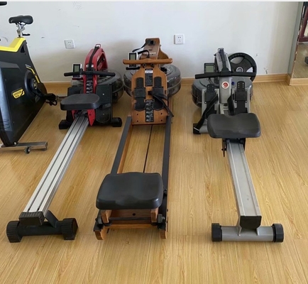Macchina per l'acqua per l'addestramento cardio nella palestra attrezzature di fitness 2070*560*480mm