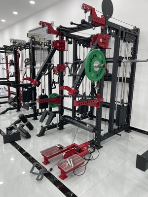 Smith e Squat Rack multifunzione per esercizi di palestra con scelta di peso regolabile