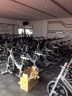 Acciaio due strati elettrostatici in polvere di rivestimento superficiale Indoor Bike per esercizio cardio