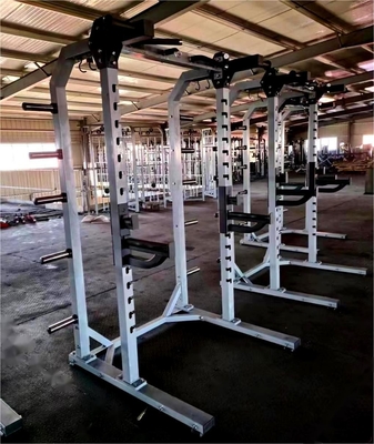 Aggiornare la palestra a casa con una stazione multifunzionale di sollevamento pesi squat rack e altro