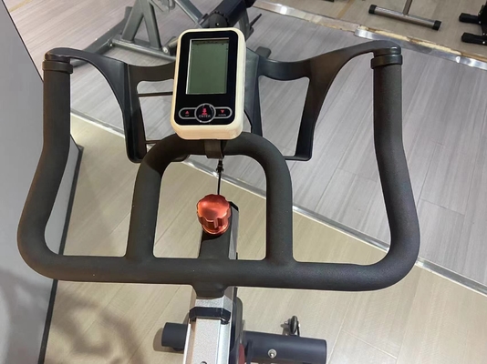 Costruzione del corpo commerciale Spinning Indoor Exercise Fit Bike con saldatura TIG e diretta