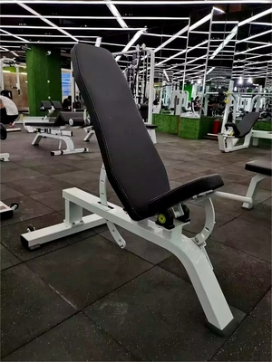 Attrezzatura di allenamento con pesi a cavo con banco di palestra in metallo super regolabile pieghevole