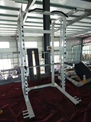 Tubo rettangolare in acciaio Q235 Multifunzione Fitness Squat Rack per allenamento della forza