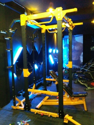 Befreeman Gym Fitness Equipment 2020*1660*2310 mm Squat Rack per esercizi multifunzione