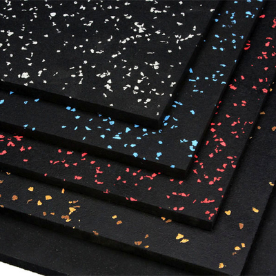 Piastrelle di gomma antiscivolo per pavimenti per palestra domestica 500*500/1000*1000 in colore nero