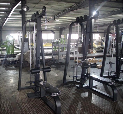 Attrezzature di palestra per allenamento della forza multifunzione per il rafforzamento delle spalle e della schiena