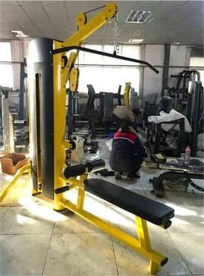 Apparecchiature di allenamento per il rinforzo delle spalle e della schiena a doppia funzione