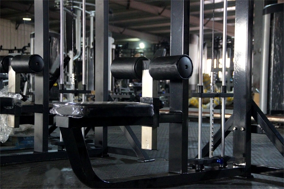 Apparecchiature per palestre commerciali Peso universale stack pin caricato in acciaio seduta Lat pulldown bar