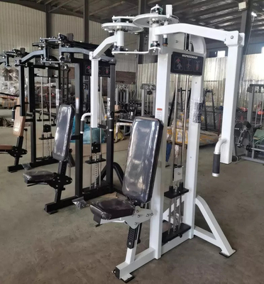 Aumenta il tuo allenamento di forza con la nostra Delt Pec Fly Machine diretta da Befreeman